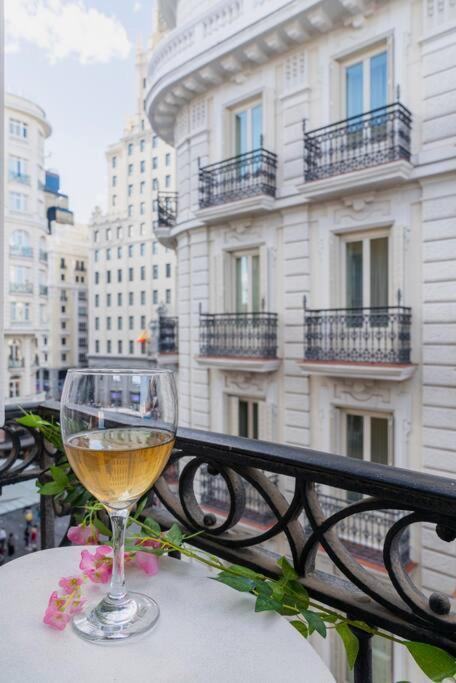 Flat For Groups 8 People In Gran Via-Cgrac4 Apartment Madrid Ngoại thất bức ảnh